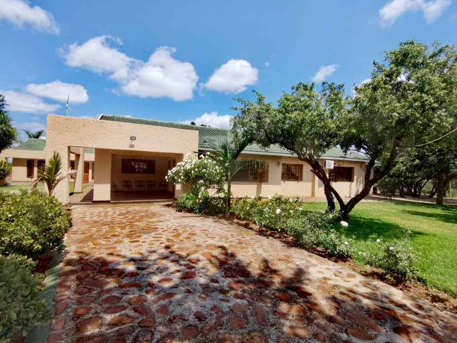 Commercial Property for Sale in Kraalhoek A H North West